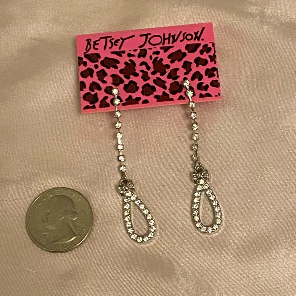 NWT Betsey Johnson white crystal formal dangle earrings.